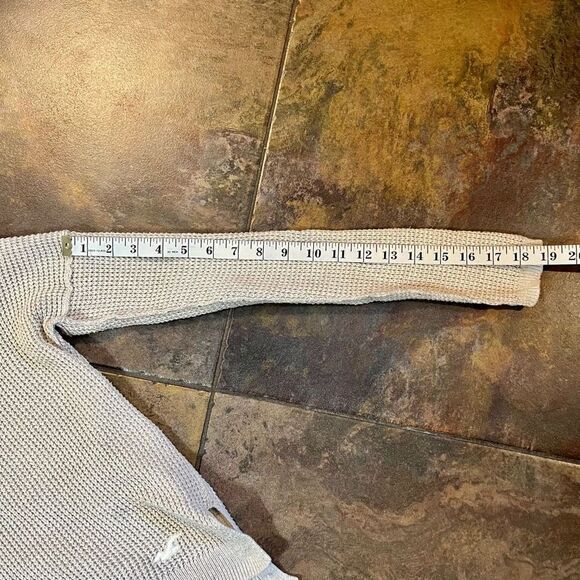 Hollister Waffled Sweater XS - Picture 4 of 9